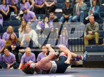 Thumbnail 2 in DeSoto Central vs Lewisburg photogallery.