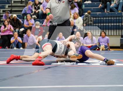 Thumbnail 3 in DeSoto Central vs Lewisburg photogallery.