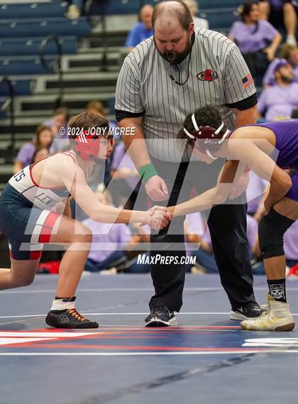 Thumbnail 3 in DeSoto Central vs Lewisburg photogallery.