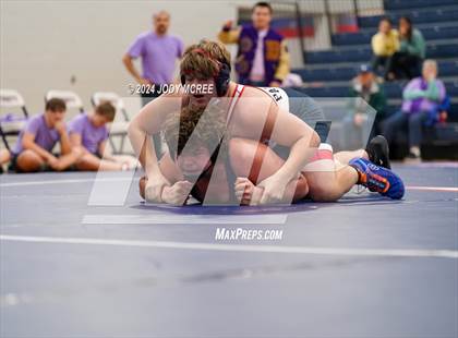 Thumbnail 3 in DeSoto Central vs Lewisburg photogallery.