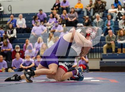 Thumbnail 3 in DeSoto Central vs Lewisburg photogallery.