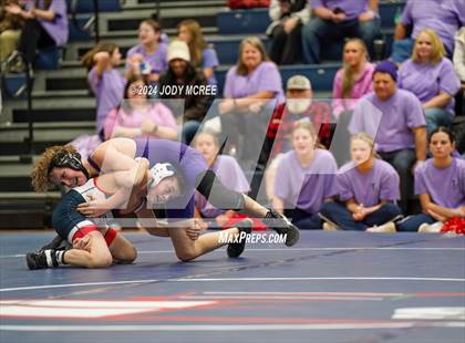 Thumbnail 3 in DeSoto Central vs Lewisburg photogallery.