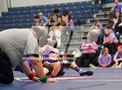 Thumbnail 1 in DeSoto Central vs Lewisburg photogallery.