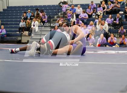 Thumbnail 3 in DeSoto Central vs Lewisburg photogallery.