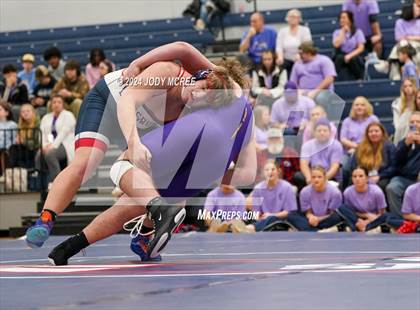 Thumbnail 2 in DeSoto Central vs Lewisburg photogallery.