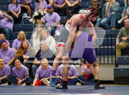 Thumbnail 3 in DeSoto Central vs Lewisburg photogallery.