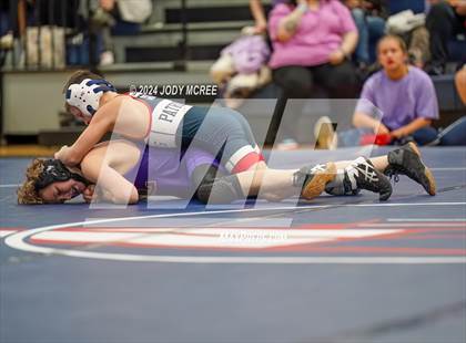 Thumbnail 3 in DeSoto Central vs Lewisburg photogallery.