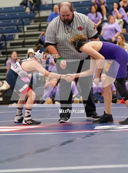 Thumbnail 1 in DeSoto Central vs Lewisburg photogallery.