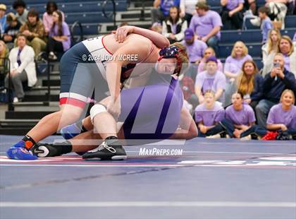 Thumbnail 3 in DeSoto Central vs Lewisburg photogallery.