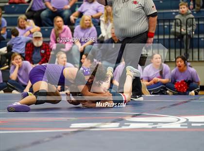 Thumbnail 2 in DeSoto Central vs Lewisburg photogallery.
