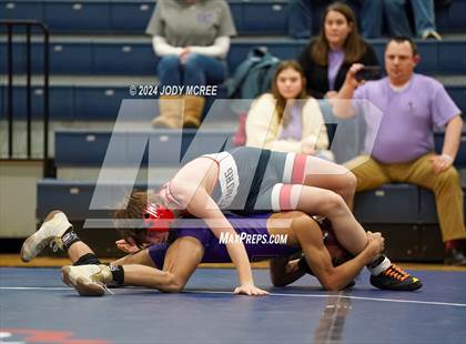 Thumbnail 3 in DeSoto Central vs Lewisburg photogallery.