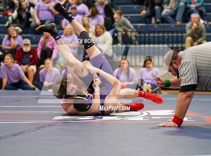 Thumbnail 1 in DeSoto Central vs Lewisburg photogallery.