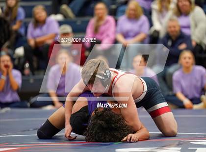 Thumbnail 2 in DeSoto Central vs Lewisburg photogallery.