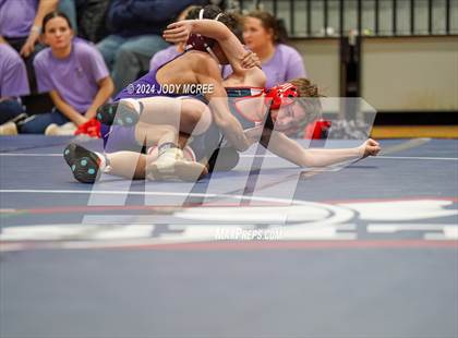 Thumbnail 2 in DeSoto Central vs Lewisburg photogallery.