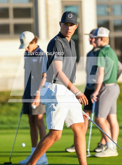 Thumbnail 2 in Jeffco Varsity Tournament  Lake Arbor Golf Course photogallery.