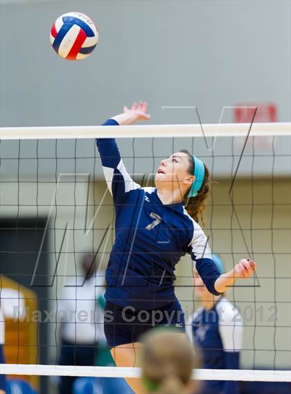 Thumbnail 2 in Boerne-Champion @ Cedar Park (UIL 4A Final Region 4) photogallery.