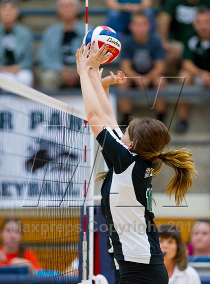 Thumbnail 1 in Boerne-Champion @ Cedar Park (UIL 4A Final Region 4) photogallery.