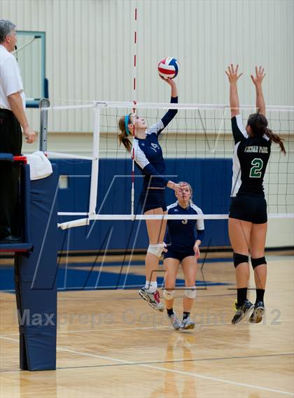 Thumbnail 3 in Boerne-Champion @ Cedar Park (UIL 4A Final Region 4) photogallery.
