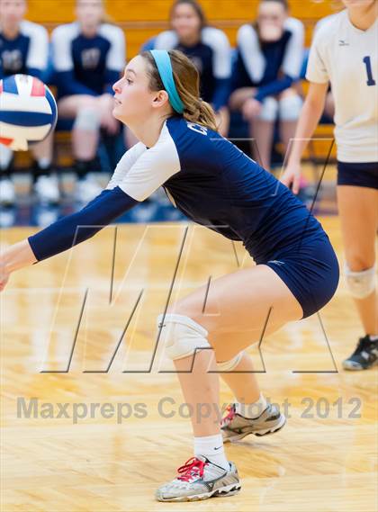 Thumbnail 3 in Boerne-Champion @ Cedar Park (UIL 4A Final Region 4) photogallery.