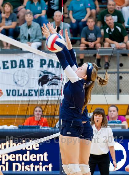 Thumbnail 3 in Boerne-Champion @ Cedar Park (UIL 4A Final Region 4) photogallery.