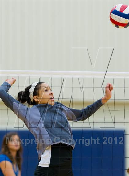 Thumbnail 1 in Boerne-Champion @ Cedar Park (UIL 4A Final Region 4) photogallery.