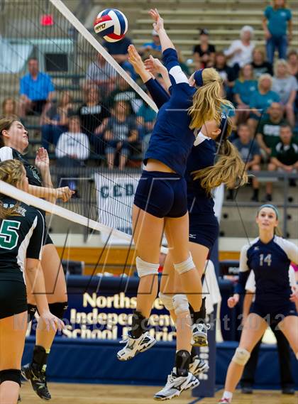 Thumbnail 1 in Boerne-Champion @ Cedar Park (UIL 4A Final Region 4) photogallery.