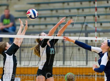 Thumbnail 3 in Boerne-Champion @ Cedar Park (UIL 4A Final Region 4) photogallery.