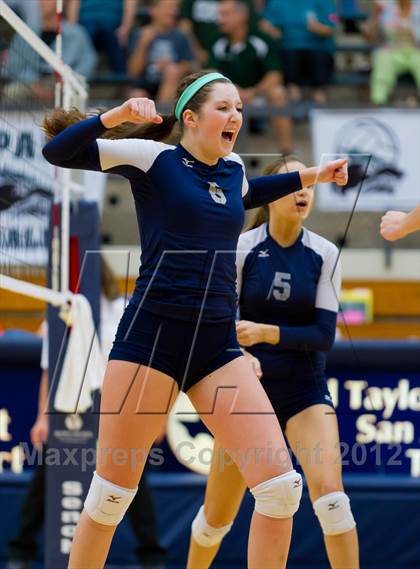 Thumbnail 1 in Boerne-Champion @ Cedar Park (UIL 4A Final Region 4) photogallery.