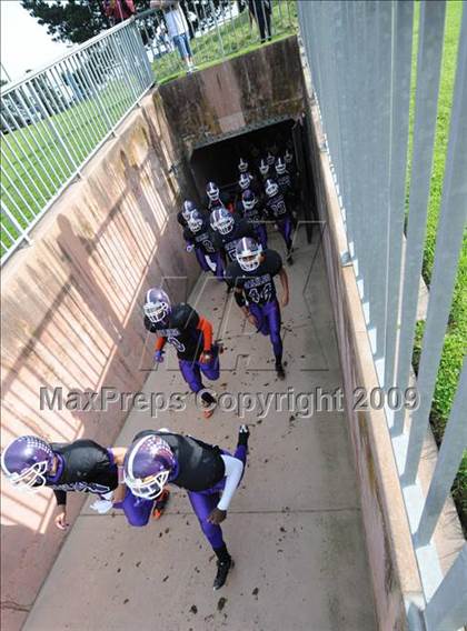 Thumbnail 1 in Lincoln vs. Galileo (CIF SF Section Final) photogallery.