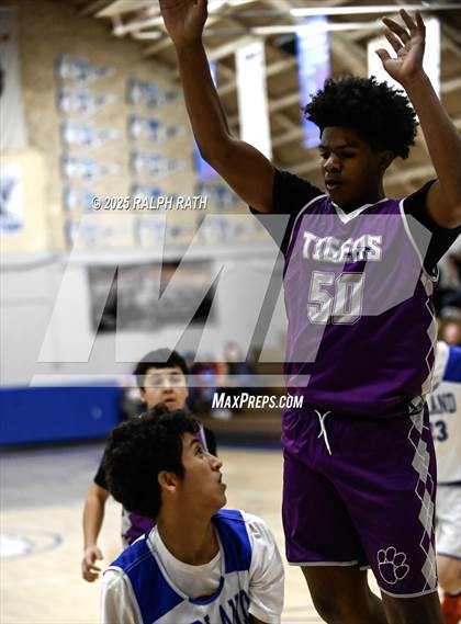 Thumbnail 1 in Orland @ Oroville photogallery.