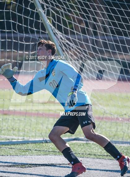Thumbnail 2 in El Toro vs. Harvard-Westlake (SoCal High School National Showcase) photogallery.