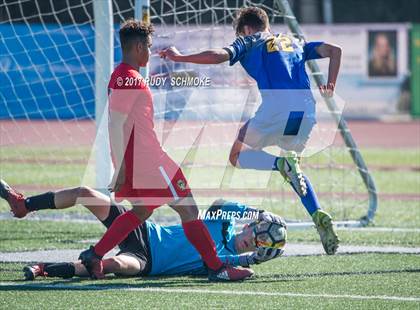 Thumbnail 3 in El Toro vs. Harvard-Westlake (SoCal High School National Showcase) photogallery.