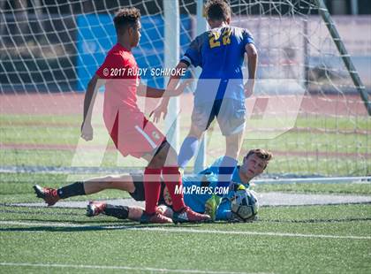 Thumbnail 2 in El Toro vs. Harvard-Westlake (SoCal High School National Showcase) photogallery.