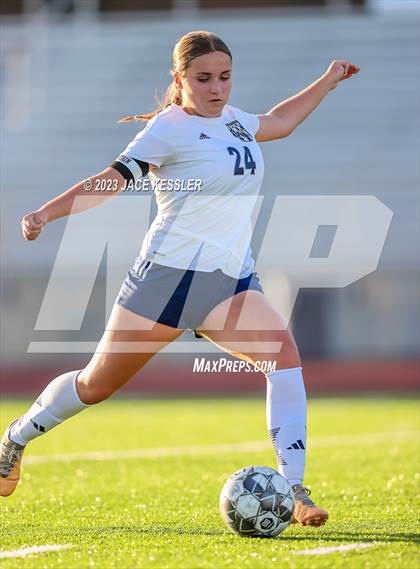 Thumbnail 1 in West Ranch @ Valencia - JV photogallery.