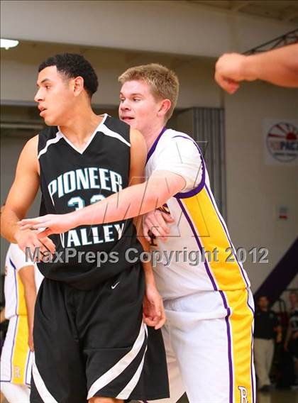 Thumbnail 3 in Pioneer Valley @ Righetti photogallery.