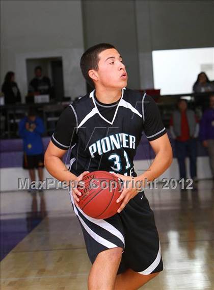 Thumbnail 2 in Pioneer Valley @ Righetti photogallery.