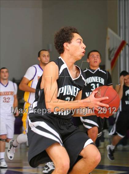 Thumbnail 1 in Pioneer Valley @ Righetti photogallery.