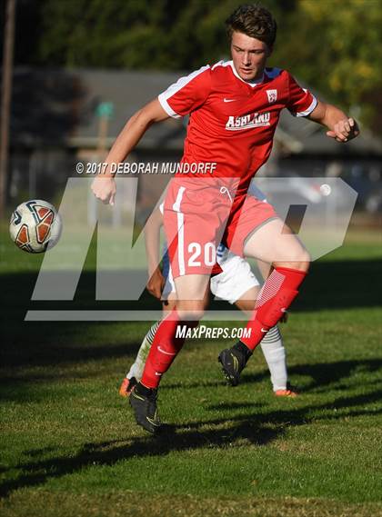 Thumbnail 1 in Ashland vs. Springfield photogallery.