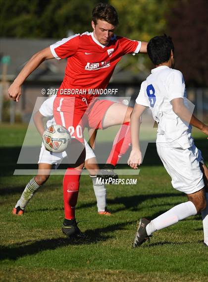 Thumbnail 3 in Ashland vs. Springfield photogallery.