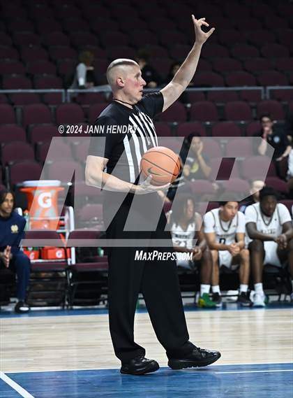 Thumbnail 3 in Layton Christian Academy vs. Notre Dame (SO) (Tarkanian Classic) photogallery.
