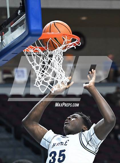 Thumbnail 2 in Layton Christian Academy vs. Notre Dame (SO) (Tarkanian Classic) photogallery.