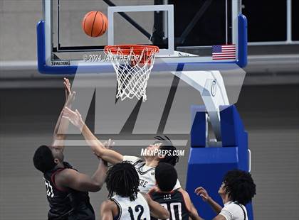Thumbnail 3 in Layton Christian Academy vs. Notre Dame (SO) (Tarkanian Classic) photogallery.