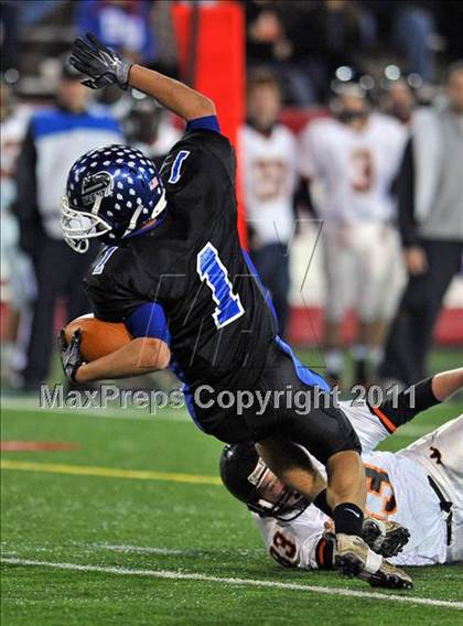 Thumbnail 1 in John Glenn vs. Babylon (Section 11 Division 4 Final) photogallery.