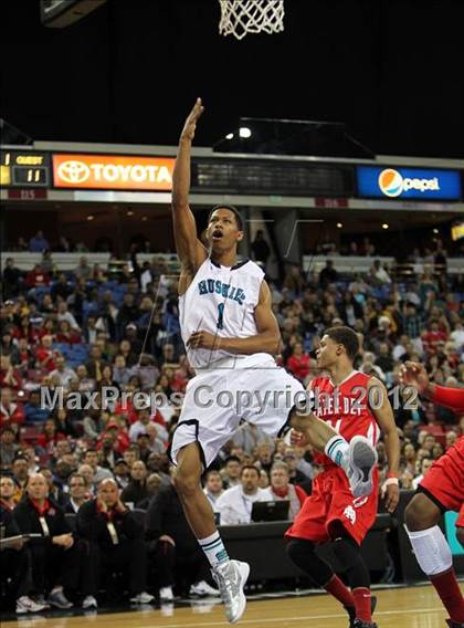 Thumbnail 1 in Sheldon vs. Mater Dei (CIF State D1 Final) photogallery.