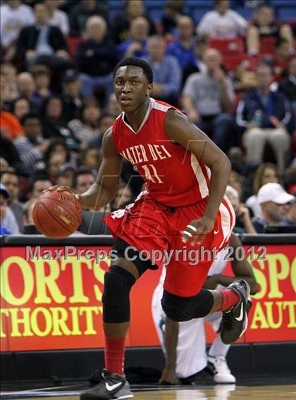 Thumbnail 3 in Sheldon vs. Mater Dei (CIF State D1 Final) photogallery.