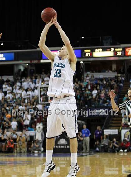 Thumbnail 1 in Sheldon vs. Mater Dei (CIF State D1 Final) photogallery.