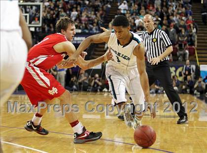 Thumbnail 3 in Sheldon vs. Mater Dei (CIF State D1 Final) photogallery.
