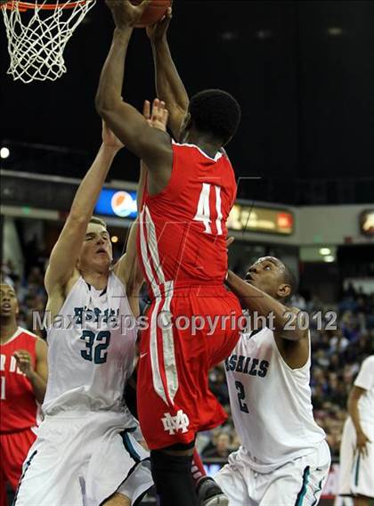 Thumbnail 3 in Sheldon vs. Mater Dei (CIF State D1 Final) photogallery.