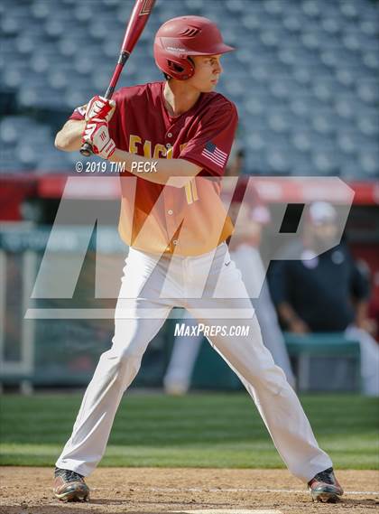 Thumbnail 3 in Costa Mesa vs. Estancia photogallery.