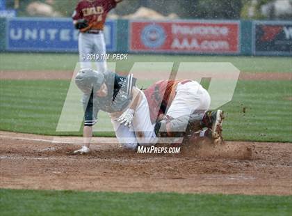 Thumbnail 3 in Costa Mesa vs. Estancia photogallery.